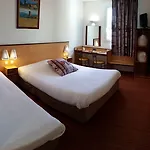 Ace Hôtel Clermont Ferrand La Pardieu