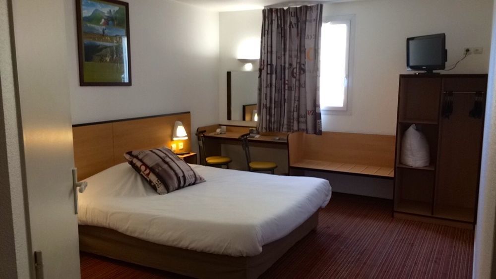 Hotel Ace Ferrand La Pardieu 3*